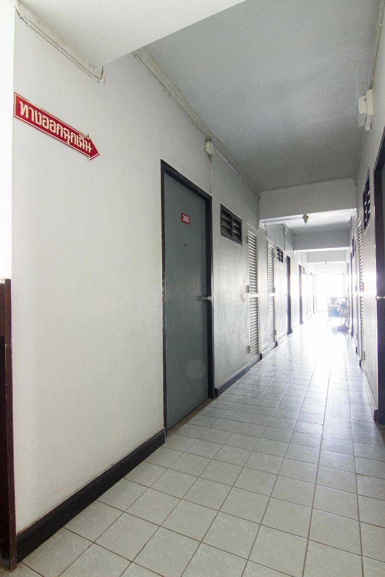 Khelang Nakorn Hotel ラムパーン エクステリア 写真